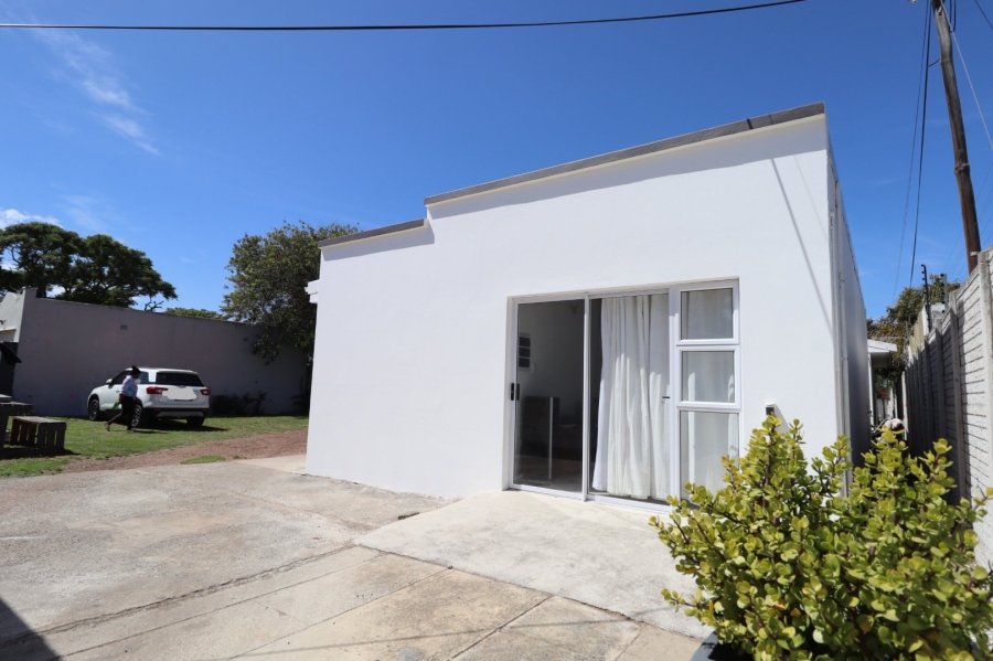 2 Bedroom Property for Sale in Walmer Eastern Cape